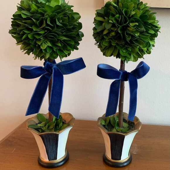 Beautiful Whimsical MacKenzie-Childs Mini Table Faux Boxwood Topiary Set of 2 - Picture 1 of 4